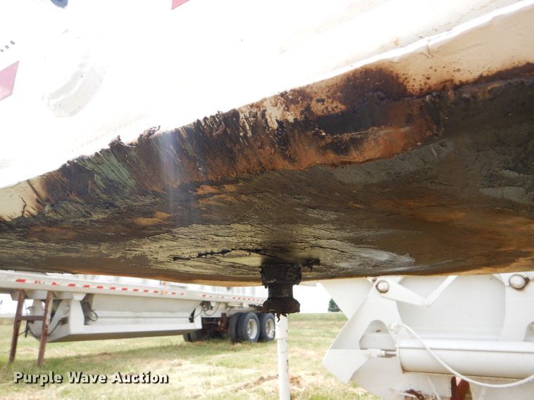 image for item FT9634 1988 Ranch bottom dump trailer