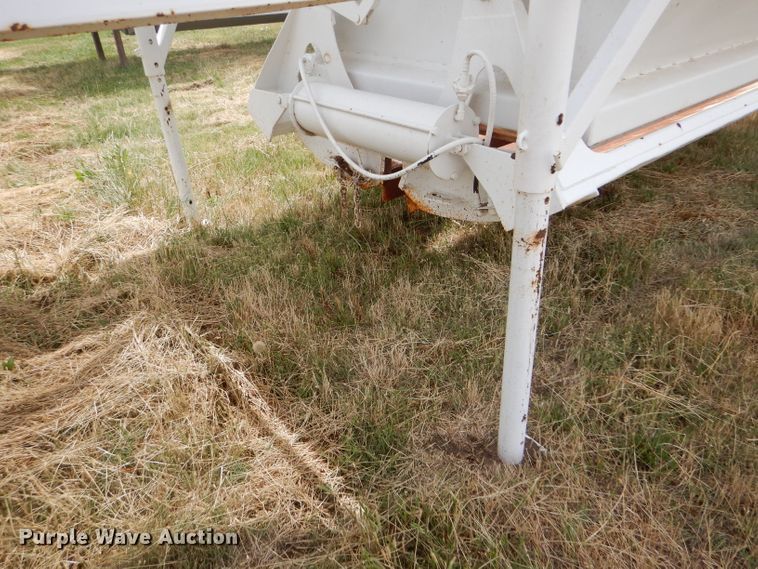 image for item FT9634 1988 Ranch bottom dump trailer