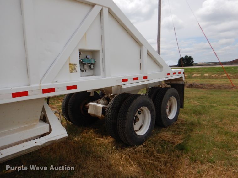 image for item FT9634 1988 Ranch bottom dump trailer