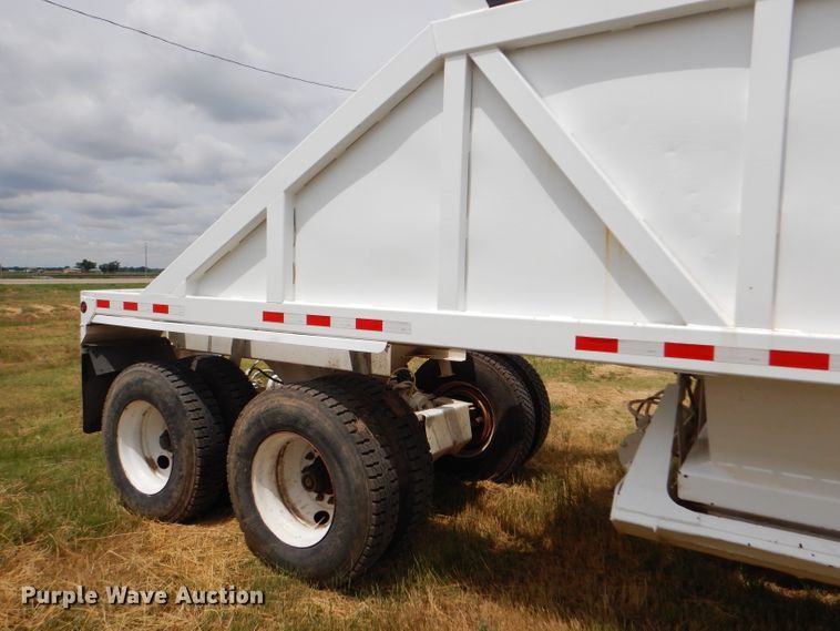 image for item FT9634 1988 Ranch bottom dump trailer