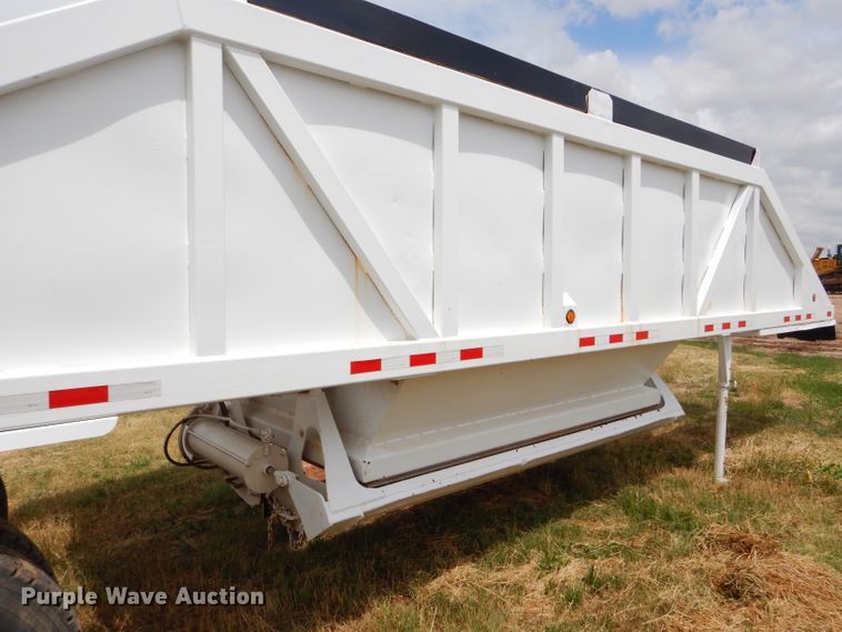 image for item FT9634 1988 Ranch bottom dump trailer