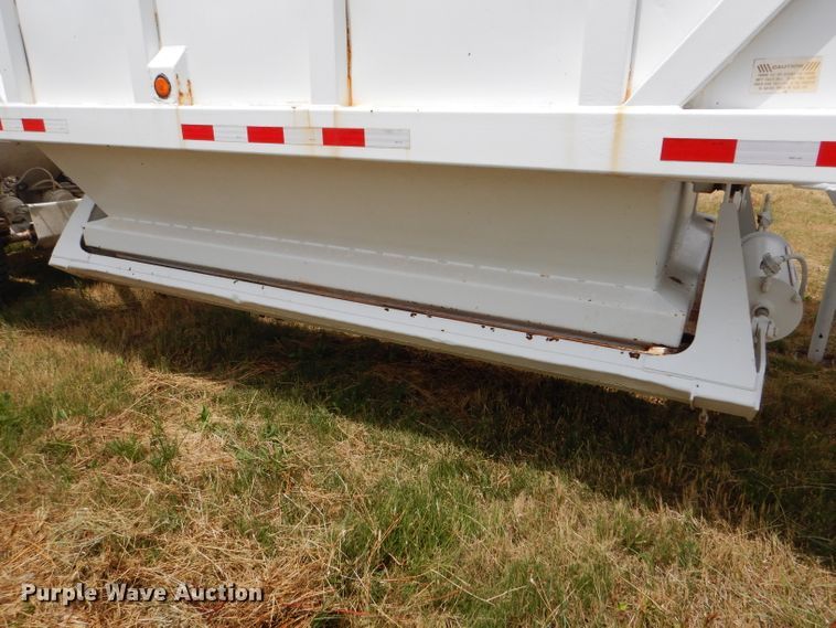 image for item FT9634 1988 Ranch bottom dump trailer