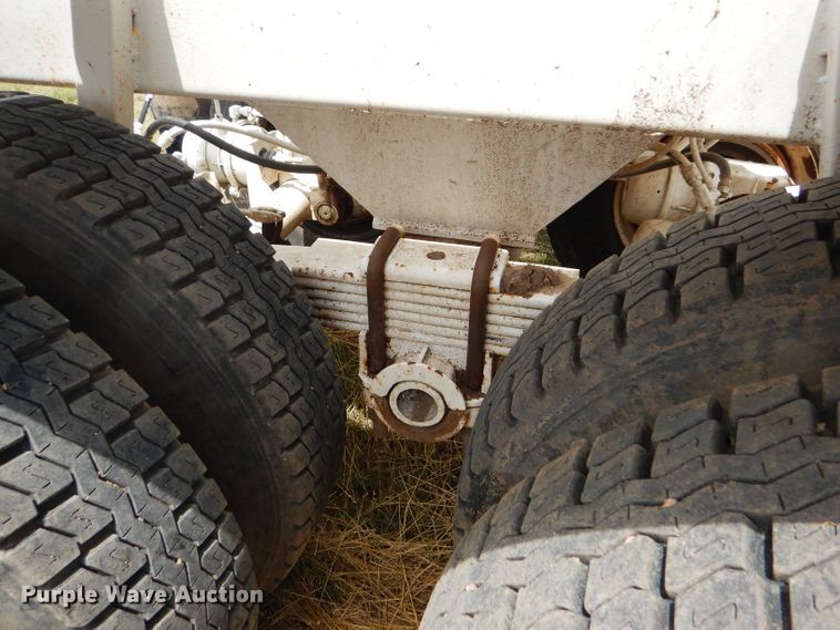 image for item FT9634 1988 Ranch bottom dump trailer
