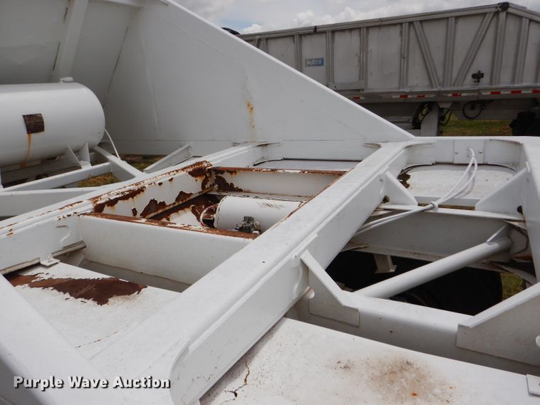 image for item FT9634 1988 Ranch bottom dump trailer