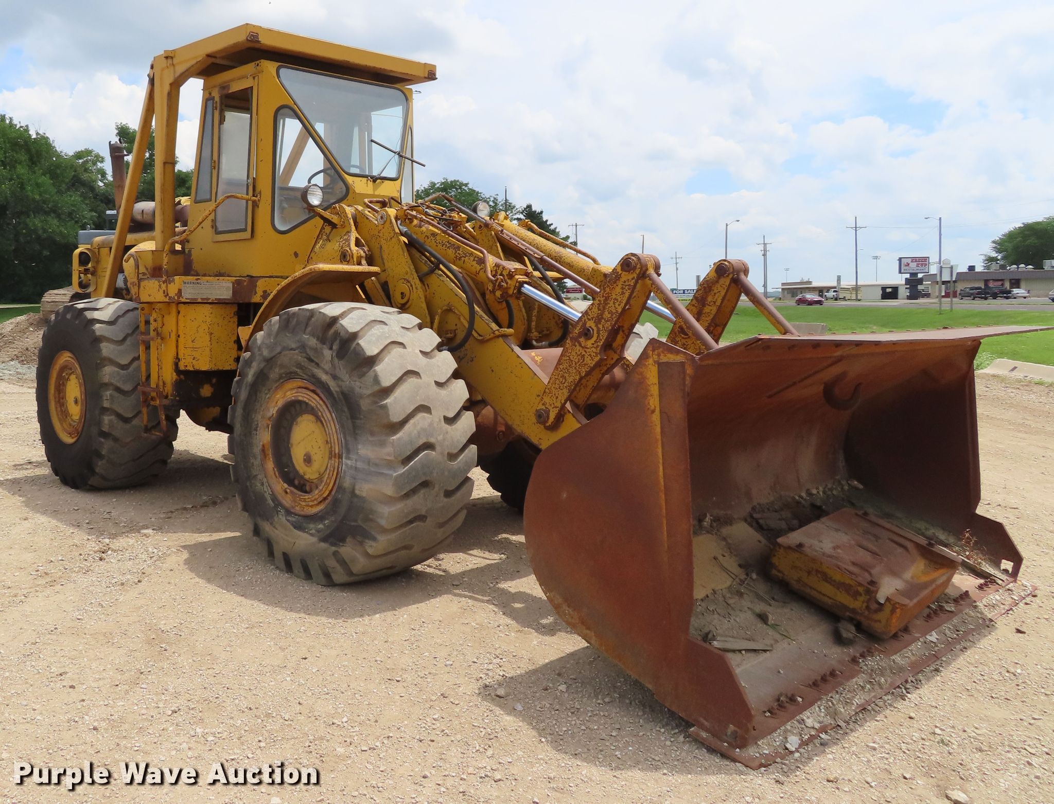 1967 Caterpillar 980 wheel loader in Wamego, KS Item DD6280 sold