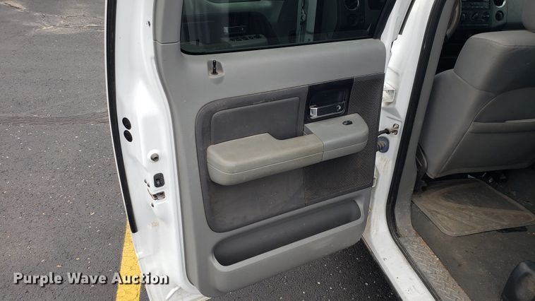 image for item EU9854 2007 Ford F150 SuperCrew pickup truck