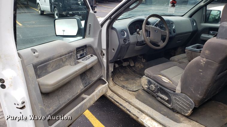 image for item EU9855 2005 Ford F150 SuperCab pickup truck