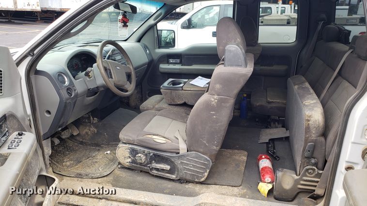 image for item EU9855 2005 Ford F150 SuperCab pickup truck