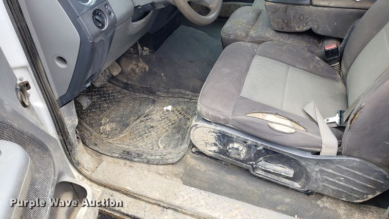 image for item EU9855 2005 Ford F150 SuperCab pickup truck