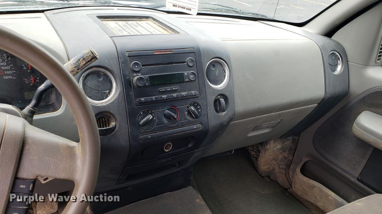 image for item EU9855 2005 Ford F150 SuperCab pickup truck