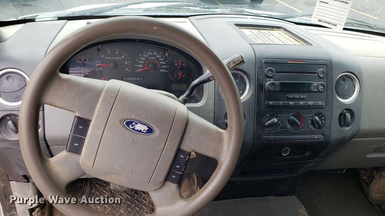 image for item EU9855 2005 Ford F150 SuperCab pickup truck