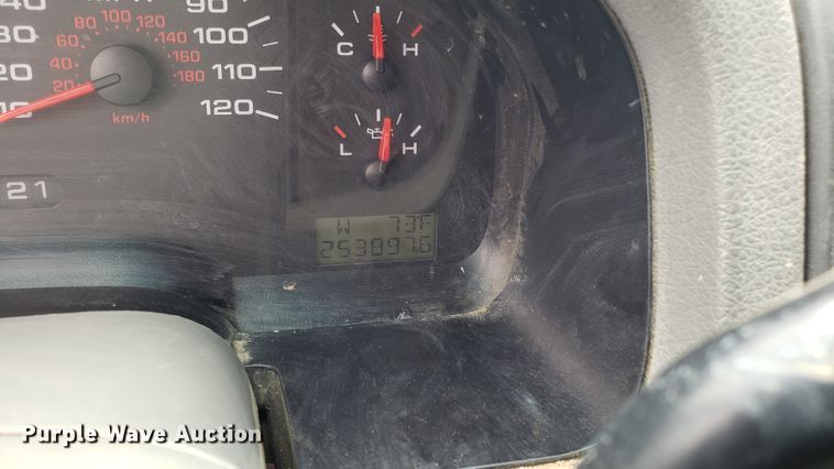 image for item EU9855 2005 Ford F150 SuperCab pickup truck