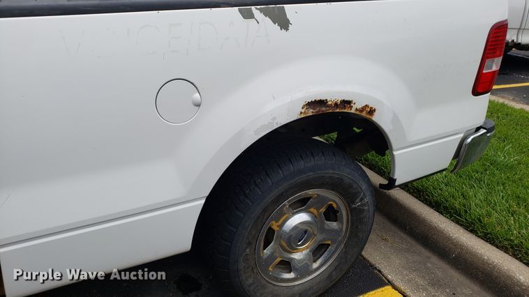 image for item EU9855 2005 Ford F150 SuperCab pickup truck