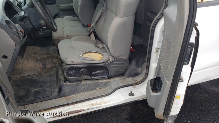 image for item EU9857 2007 Ford F150 pickup truck