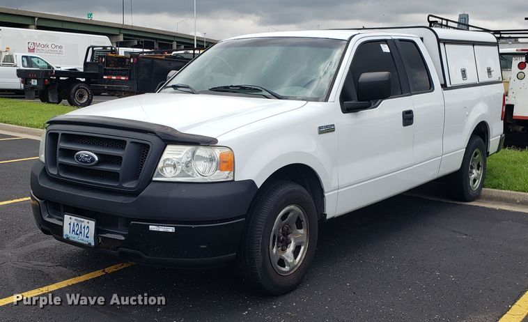 image for item EU9861 2005 Ford F150 SuperCab pickup truck