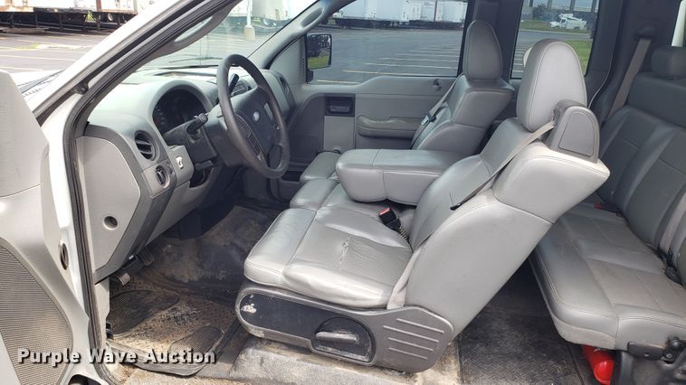 image for item EU9861 2005 Ford F150 SuperCab pickup truck