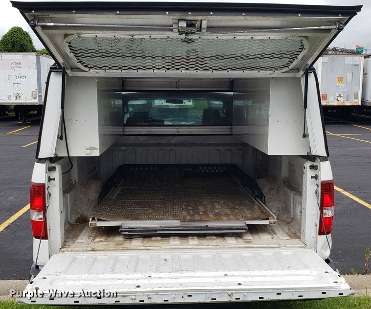 image for item EU9861 2005 Ford F150 SuperCab pickup truck