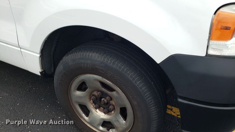 image for item EU9861 2005 Ford F150 SuperCab pickup truck