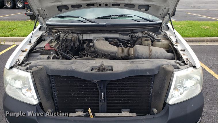 image for item EU9861 2005 Ford F150 SuperCab pickup truck