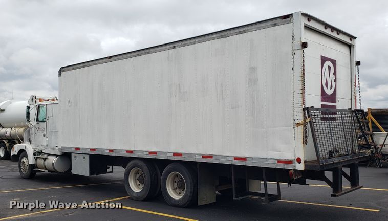 image for item EU9862 1993 White GMC WCM box truck