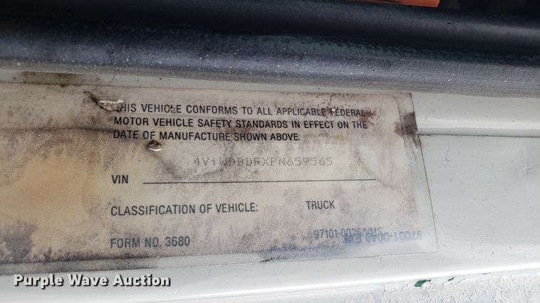 image for item EU9862 1993 White GMC WCM box truck