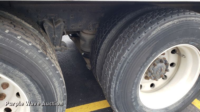 image for item EU9862 1993 White GMC WCM box truck