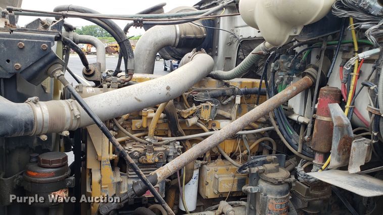 image for item EU9862 1993 White GMC WCM box truck