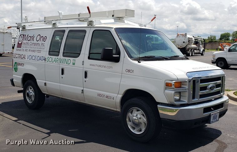 image for item EU9867 2008 Ford E250 van