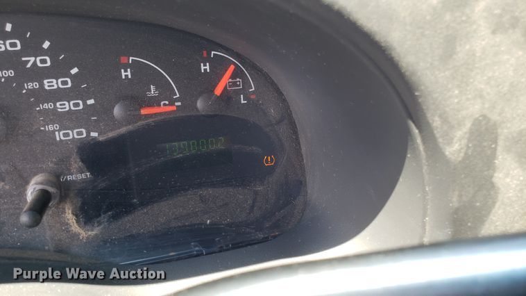 image for item EU9867 2008 Ford E250 van