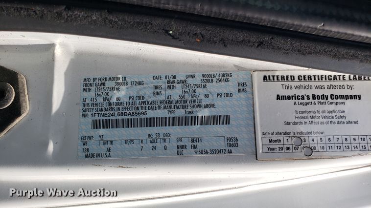 image for item EU9867 2008 Ford E250 van