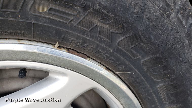 image for item EU9867 2008 Ford E250 van