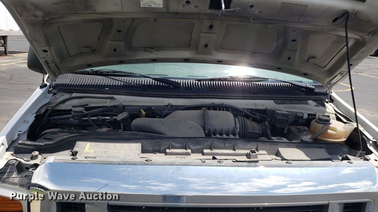 image for item EU9867 2008 Ford E250 van