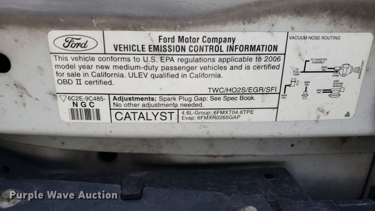 image for item EU9868 2006 Ford E250 van