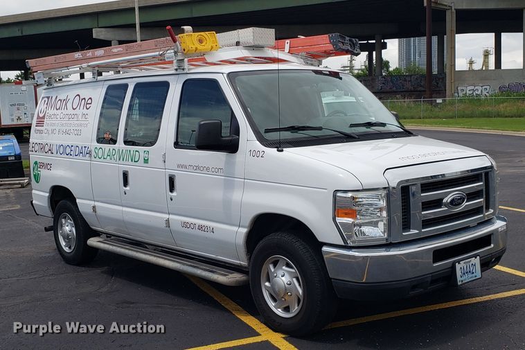 image for item EU9869 2010 Ford E250 van