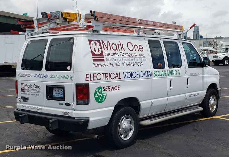 image for item EU9869 2010 Ford E250 van