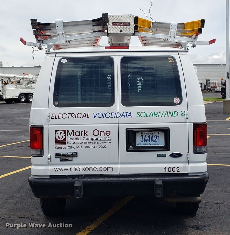 image for item EU9869 2010 Ford E250 van