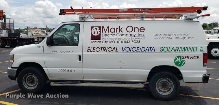 image for item EU9869 2010 Ford E250 van