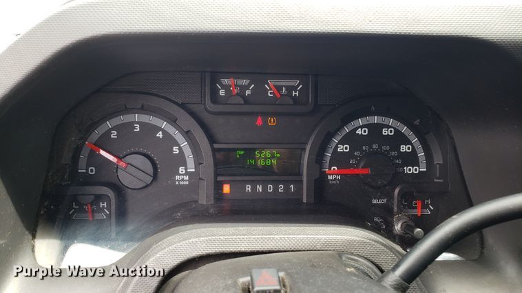 image for item EU9869 2010 Ford E250 van