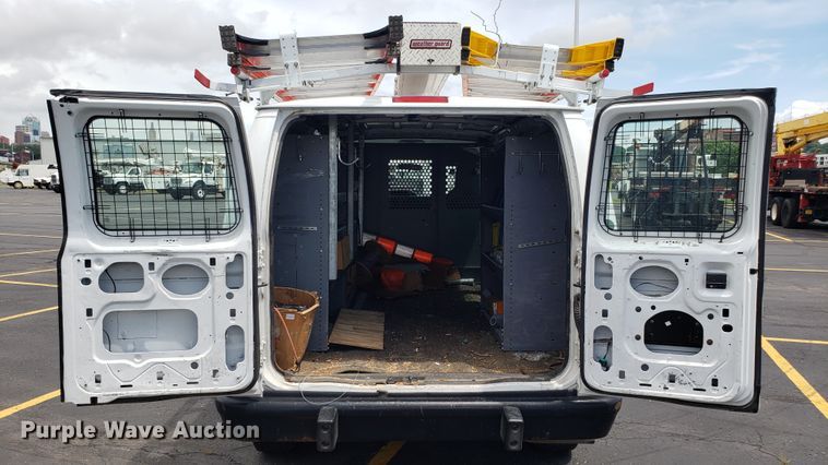image for item EU9869 2010 Ford E250 van