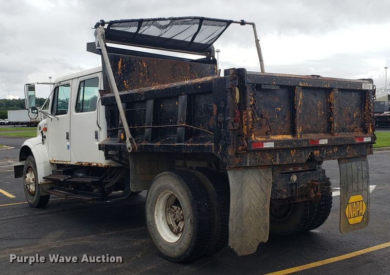 image for item EU9870 1996 International 4900 Crew Cab dump truck