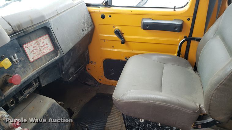 image for item EU9870 1996 International 4900 Crew Cab dump truck