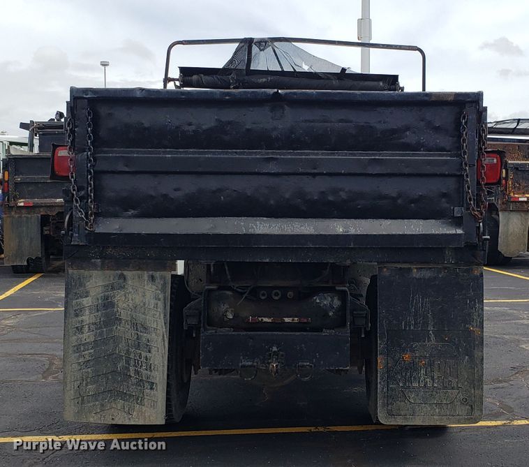 image for item EU9872 1991 Ford F800 dump truck
