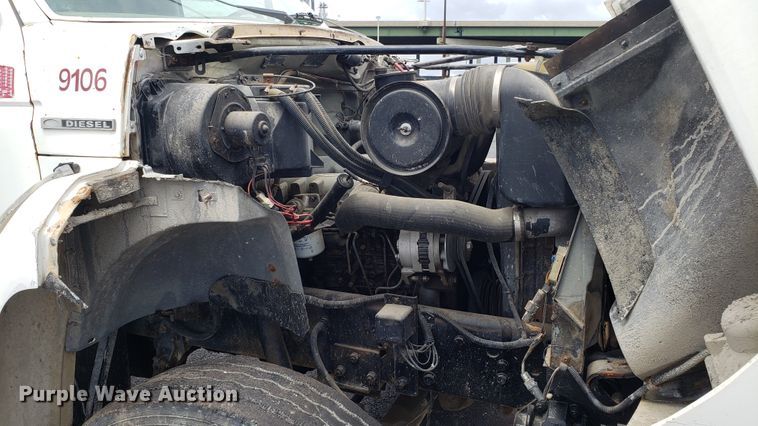 image for item EU9872 1991 Ford F800 dump truck