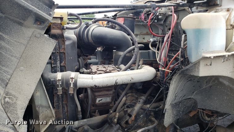 image for item EU9872 1991 Ford F800 dump truck