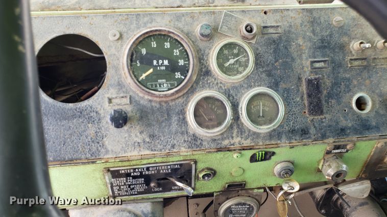 image for item EU9873 1974 Oshkosh F2338-1D3 dump truck