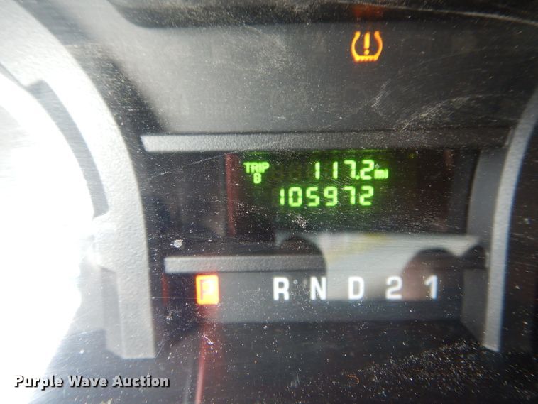 image for item EU9875 2010 Ford E250 van