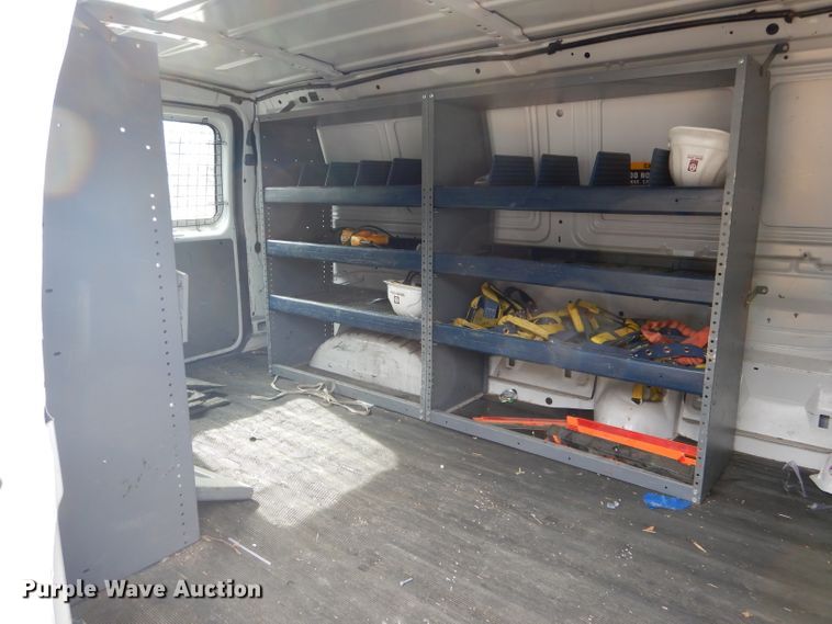 image for item EU9875 2010 Ford E250 van