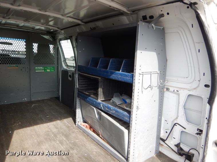 image for item EU9875 2010 Ford E250 van