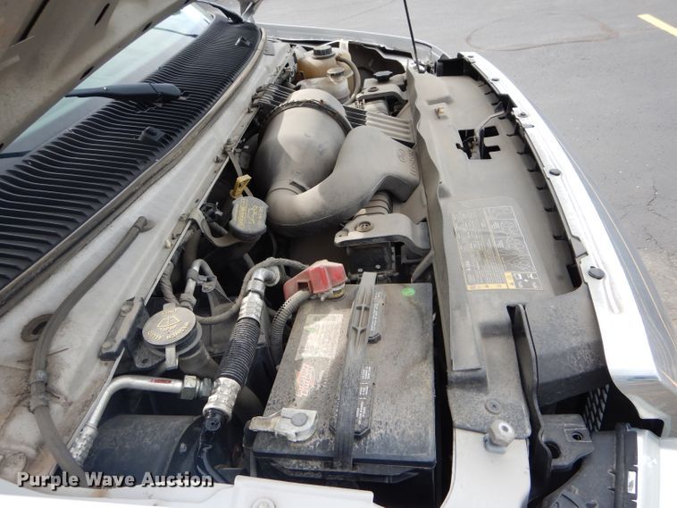 image for item EU9875 2010 Ford E250 van