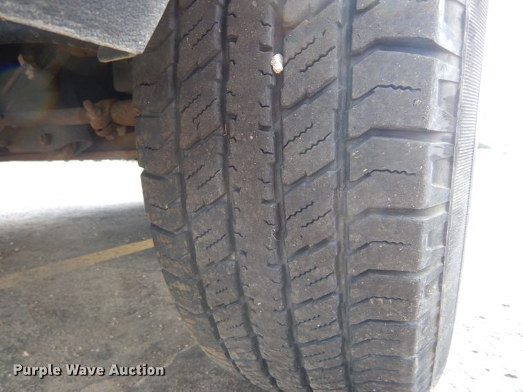 image for item EU9875 2010 Ford E250 van